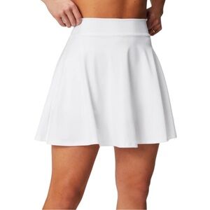 Fabletics Flounce Skirt White Built in Shorts Tennis Pickleball Travel NWT
